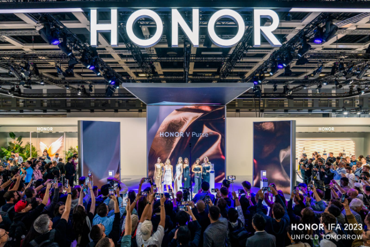 HONOR Unfolds the Smartphones of Tomorrow at IFA 2023