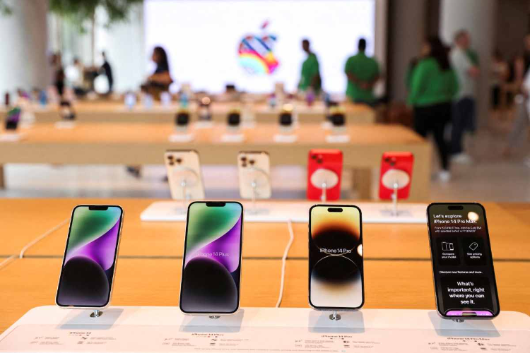 تراجع مبيعات آيفون رغم نتائج مالية قوية لـ Apple Inc.